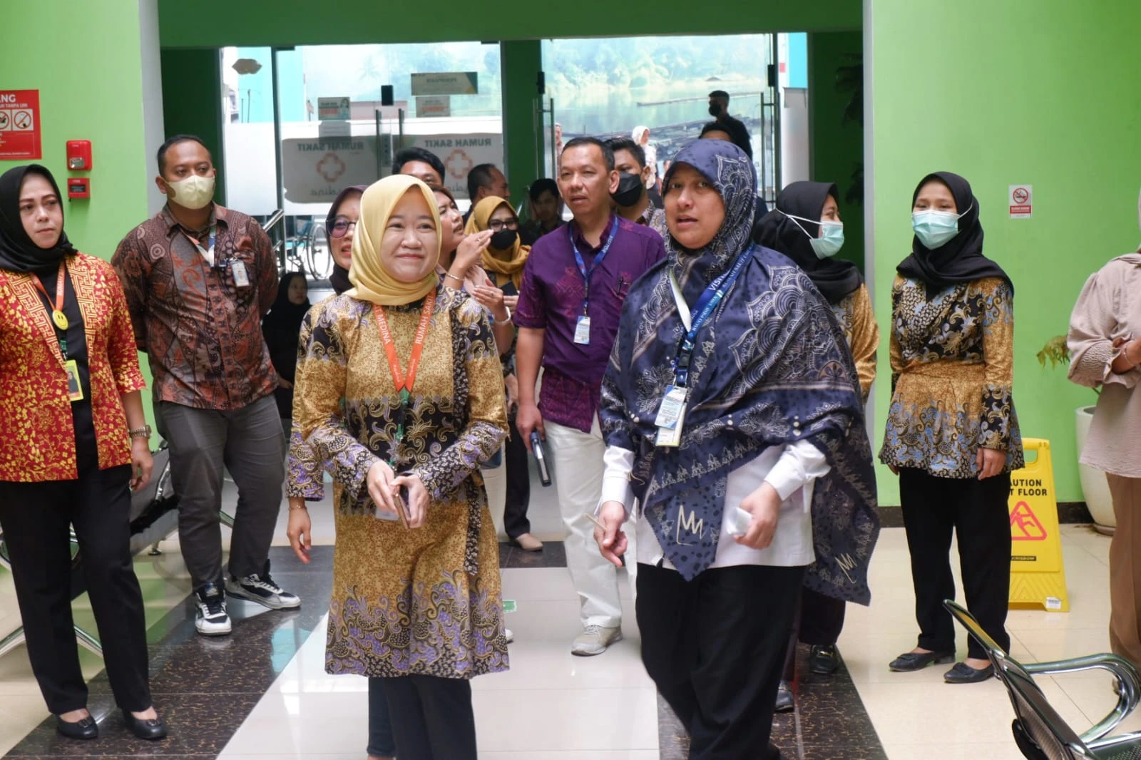 artikel kesehatan Kemenkes Kunjungi Layanan Dialisis RS Medina