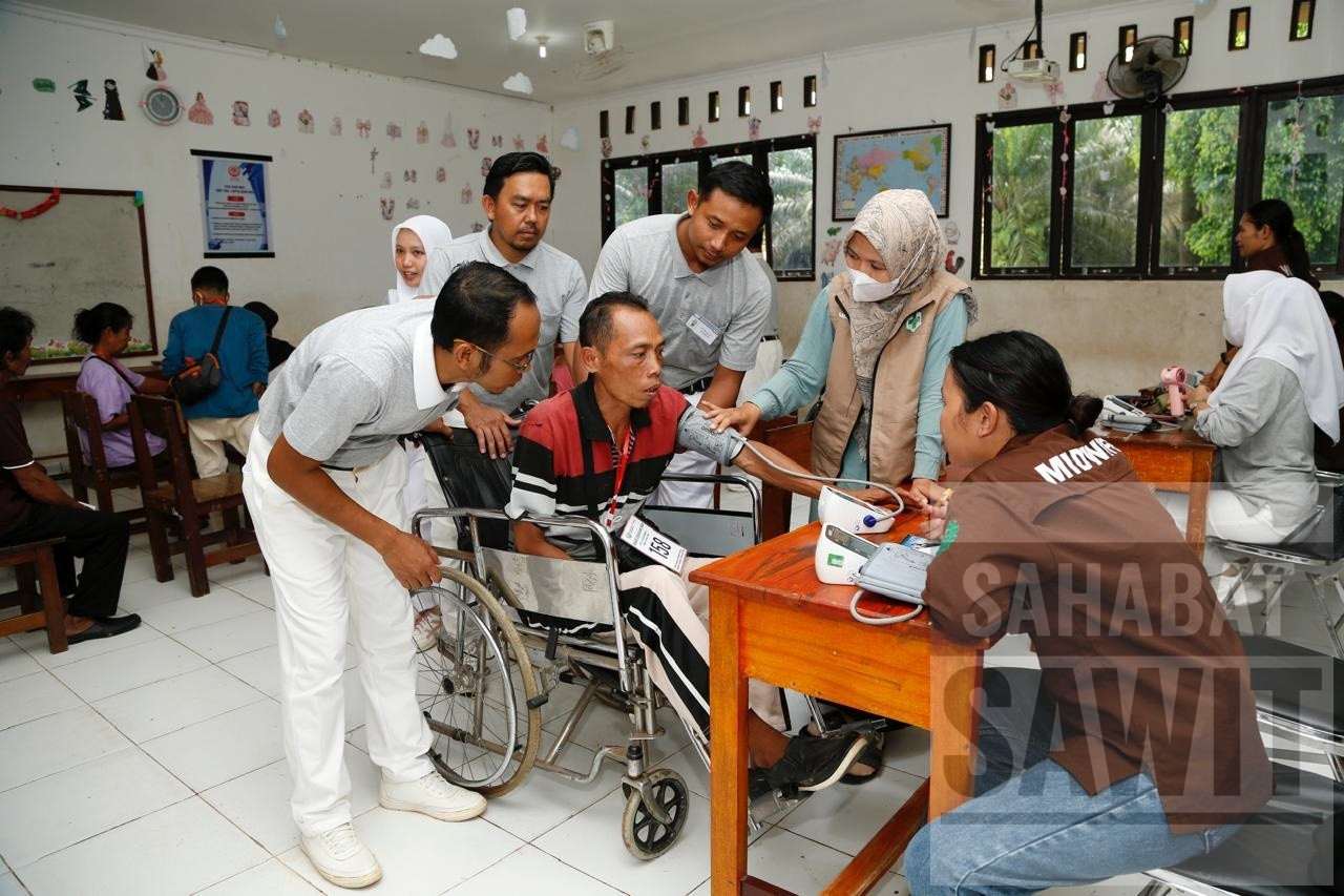 Sinar Mas dan Tzu Chi Buka Akses Kesehatan Gratis untuk Warga Marau