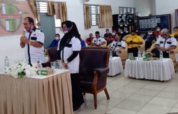 Asner – Susanti Mendaftar ke KPU Siantar