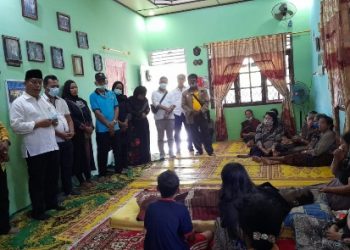 Tragedi Laka Maut di Jalan Asahan, RHS Menangis dan Berbelasungkawa