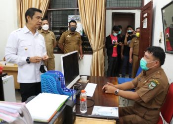 Hari Pertama Kerja Tahun 2021, Walikota Siantar Pantau Keberadaan Pegawai