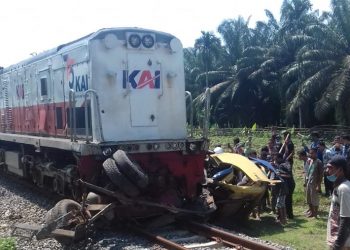 Kereta Api Tabrak Truk di Naga Kesiangan, Sergei