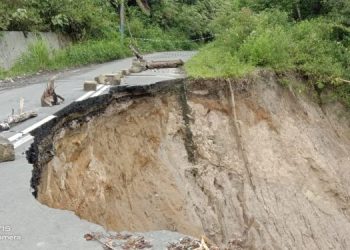 Jalan Provinsi di Dolok Silau Simalungun Nyaris Amblas Masih “Ditelantarkan”