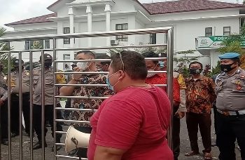 Kadis Pendidikan Siantar Rosmayana Diduga Korupsi Proyek Cegah Covid-19