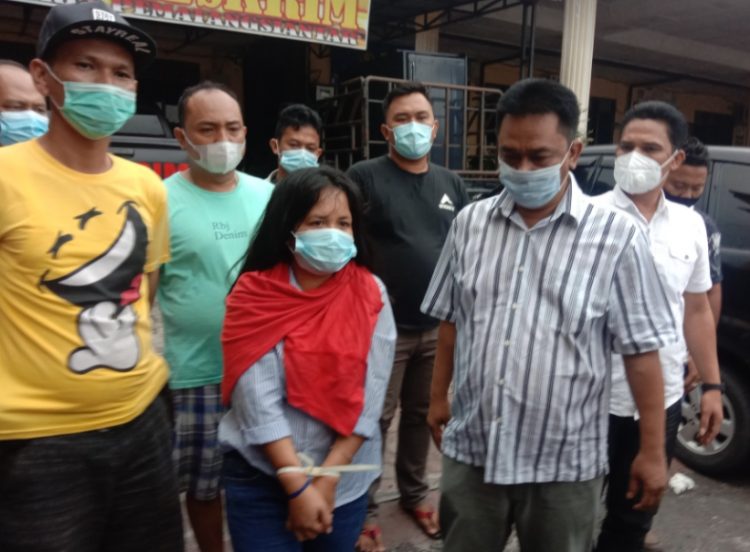 Tersangka Pembunuh Istri Mantan Sekda Siantar Dibekuk di Carefour Medan