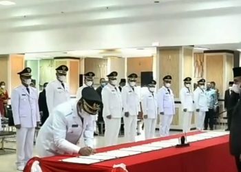 Dilantik Gubsu, RHS – ZW Sah Jadi Bupati dan Wakil Bupati Simalungun