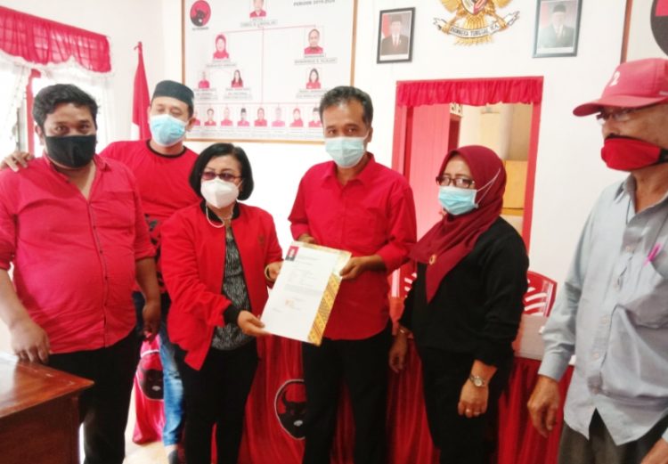 Rospita Sitorus Daftar Calon Wakil Walikota Siantar ke PDIP