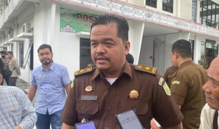 Dugaan Korupsi Pengadaan Batik, Jaksa Periksa Zochson Silalahi