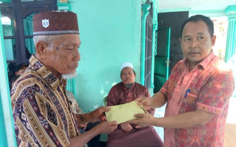 PDI Perjuangan Kota Siantar Bantu Pembangunan Masjid Assaidah Tomuan