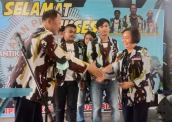 IPK Siantar Selatan Dilantik, Elisabet Simangunsong Anggota Kehormatan