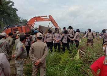 Usai Suguh Hati, PTPN III Amankan Lahan HGU Siantar, 60 Rumah Penggarap Dirubuhkan