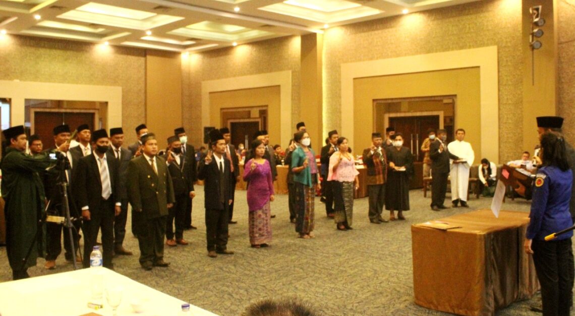 Pelantikan Panwascam se Kota Siantar