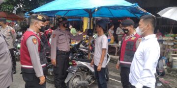 Para juru parkir ditanya Polisi
Foto: Tahan