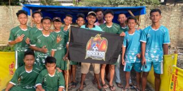 Arbeba FC Vs  Retax FC sebelum bertanding 
Foto: IST
