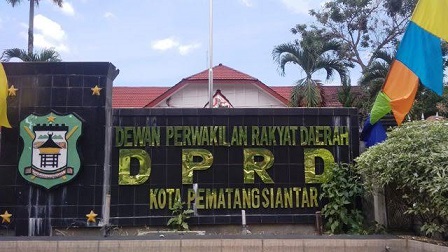 Kantor DPRD Siantar