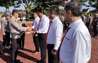 Pemberian penghargaan