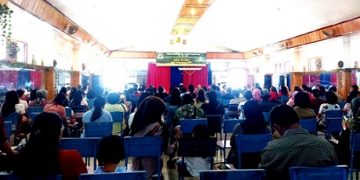 Rapat para guru dan orang tua wali murid