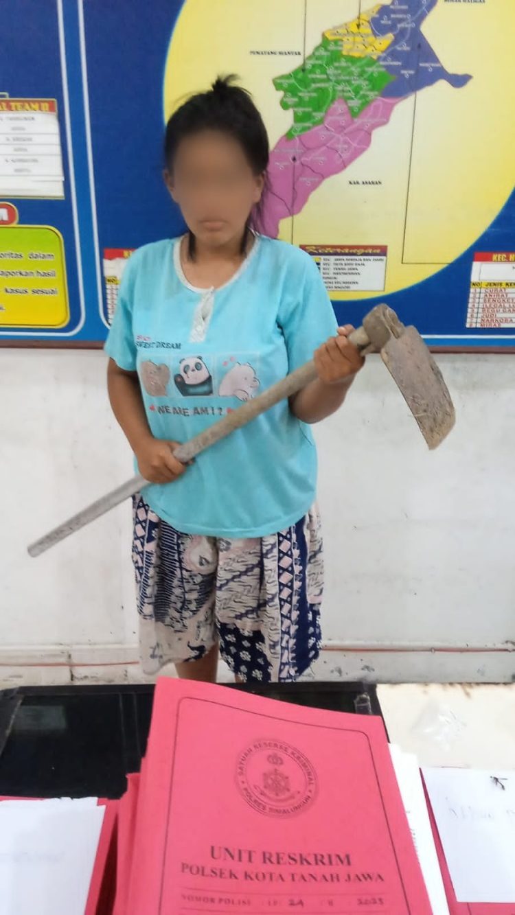 Pelaku yang mengubur bayinya