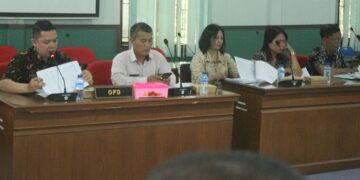 Plt Kadis Sosial dan P3A Rapat Kerja di Komisi I DPRD Siantar