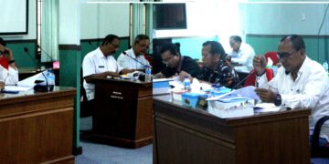 RDP Kesbangpol dengan Komisi I DPRD Siantar