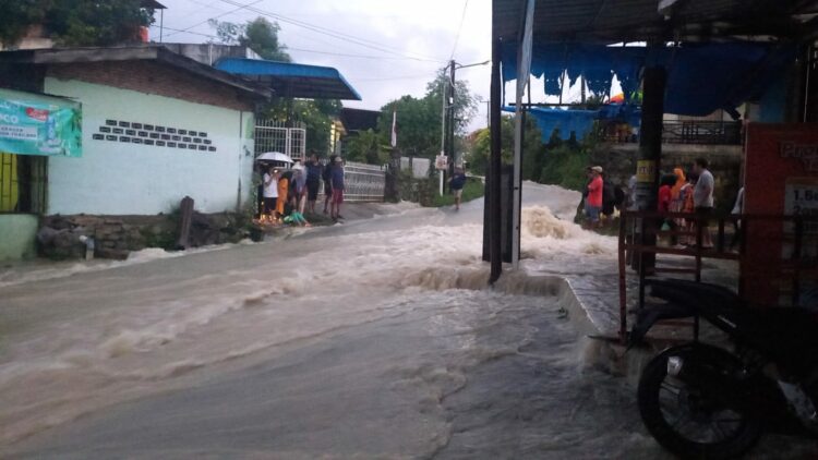 Banjir di Jalan Viyata Yudha