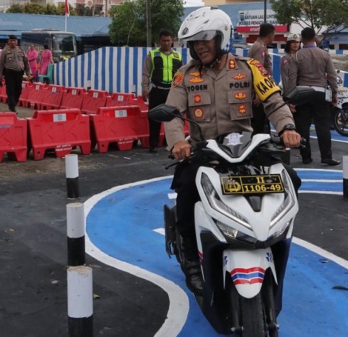 Kapolres Siantar menguji Sirkuit S