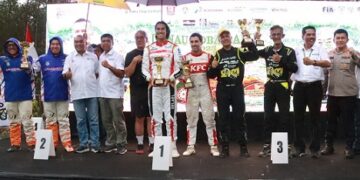 Poto bersama dengan para juara