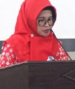 Wali Kota dr Susanti Dewayani pada rapat paripurna