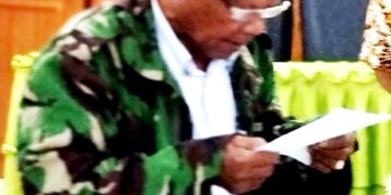 Djaliman Sinaga membacakan pernyataan Herowhin Sinaga