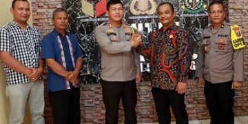 Kapolres Simalungun di kantor Bawaslu