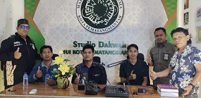 Poto bersama di studio MUI Siantar