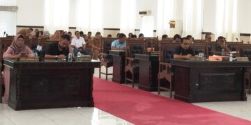Rapat paripurna penyampaikan hasil reses