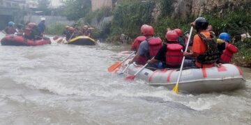 Arung jeram sungai Bah Bolon Siantar