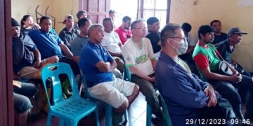 Pedagang yang melakukan pertemuan