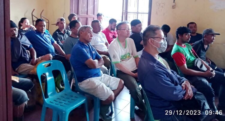 Pedagang yang melakukan pertemuan