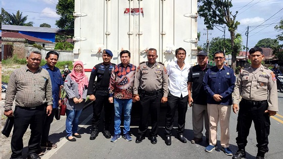 KPU Siantar dan Polres serta Bawaslu sambut kedatangan logistik Pemilu