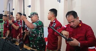 Perawatan senjata api di Lapas