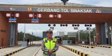Pintu Tol Sinaksak