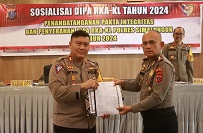 Penyerahan penandatanganan Pakta Integritas