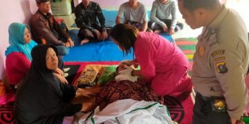 Jenazah korban di rumah duka