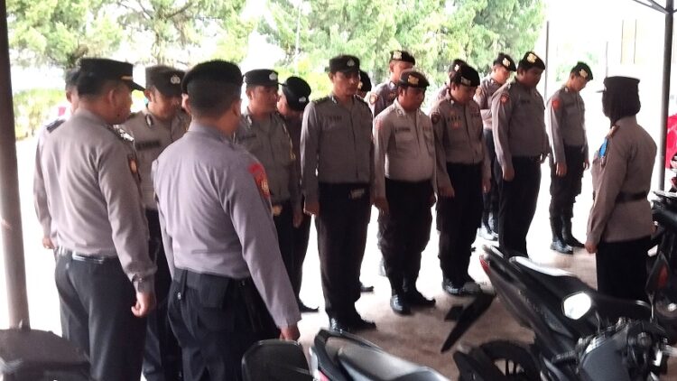 Personel Polisi di lingkungan DPRD Siantar