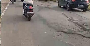 Kondisi jalan rusak