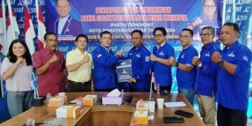 Penyerahan berkas pendaftaran