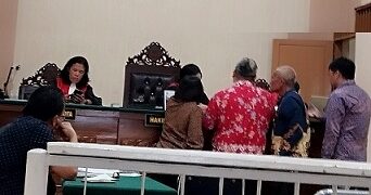 Persdangan di PN Siantar