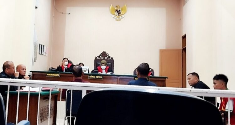 Persidangan di Pengadilan Negeri Kota Siantar .