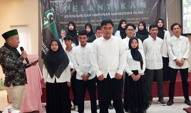 pelantikan Kepengurusan HMI Siantar-Simalungun 2024-2025