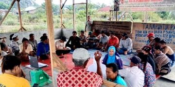 Futasi saat melakukan pertemuan