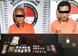 Kedua tersangka dan barang bukti