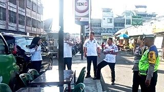 Tim meninjau jalan Vihara