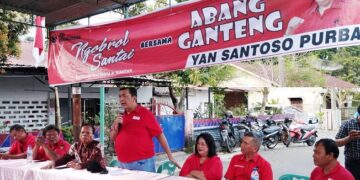 Yan Santoso Purba menjawab berbagai pertanyaan masyarakat